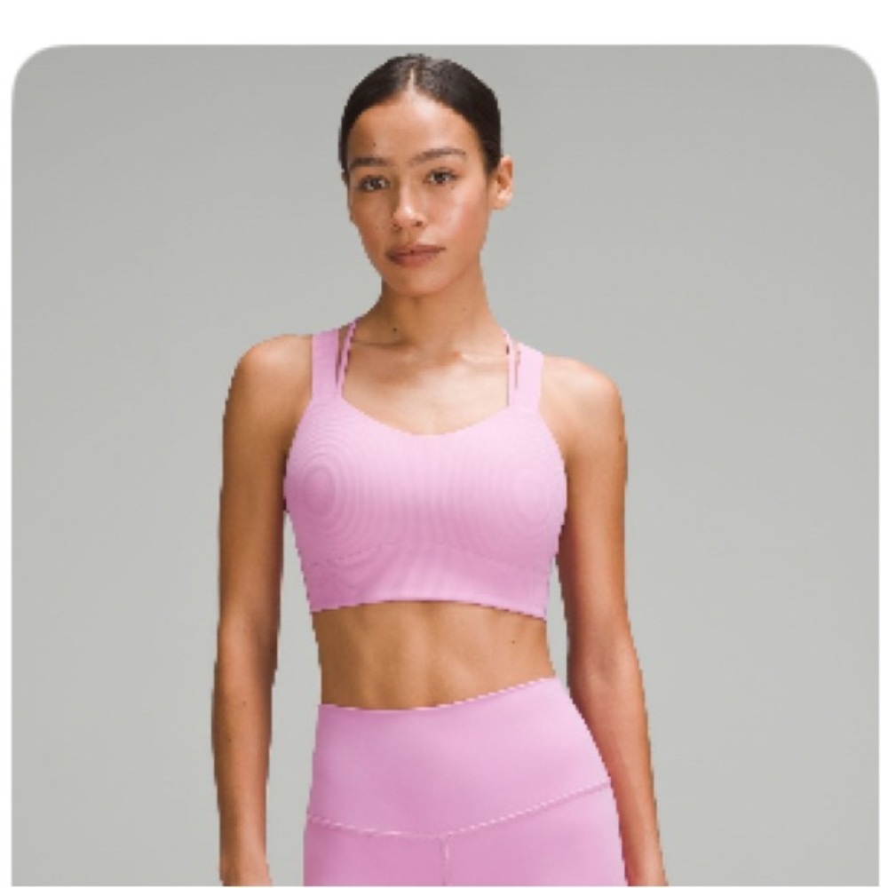 Lululemon sports bra